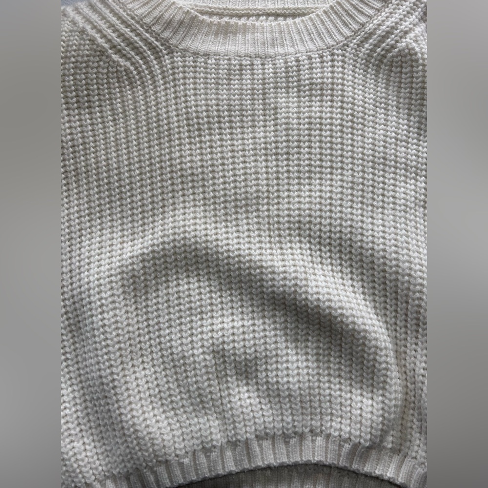 SHEIN Cropped Sweater - Picture 3 of 8